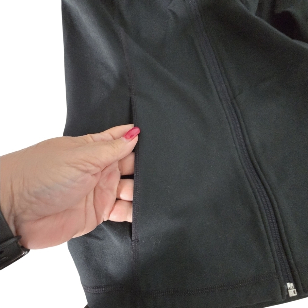 Under Armour Black Zip-Up  Fitted All Season Jacket Size M  UA TEAM * - Picture 5 of 14